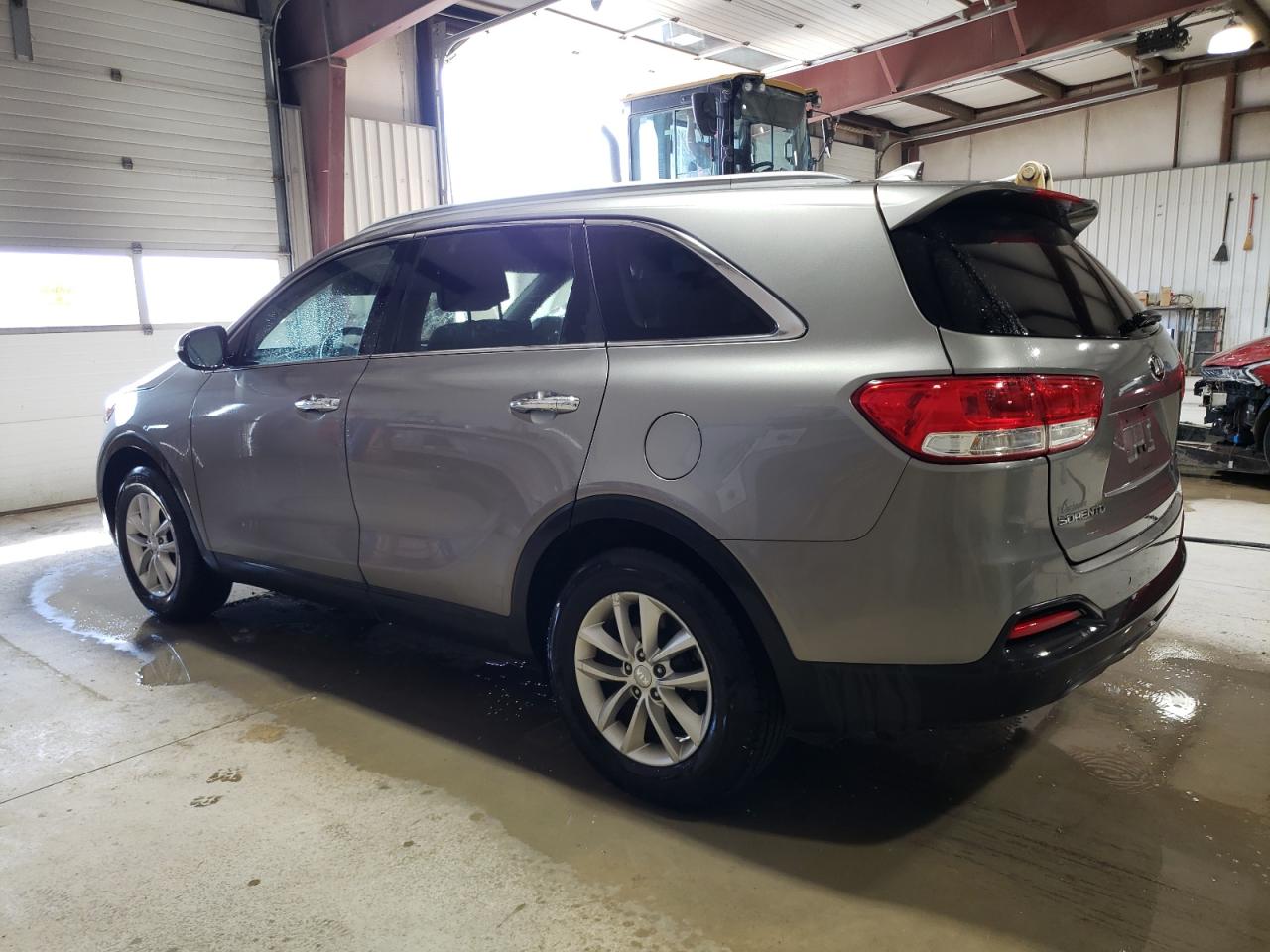 2017 Kia Sorento - Image 2
