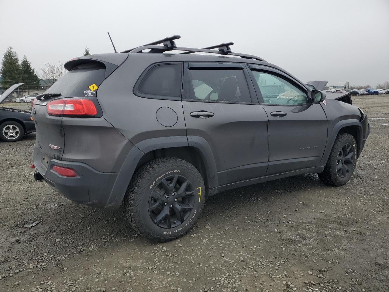 2017 Jeep Cherokee - Image 3