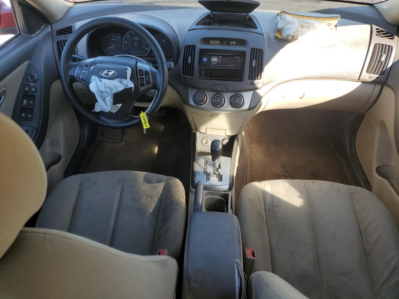 2010 Hyundai Elantra - Image 8