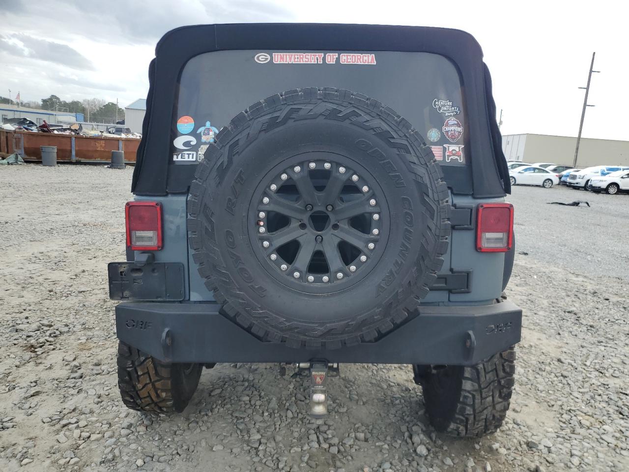 2015 Jeep Wrangler - Image 6