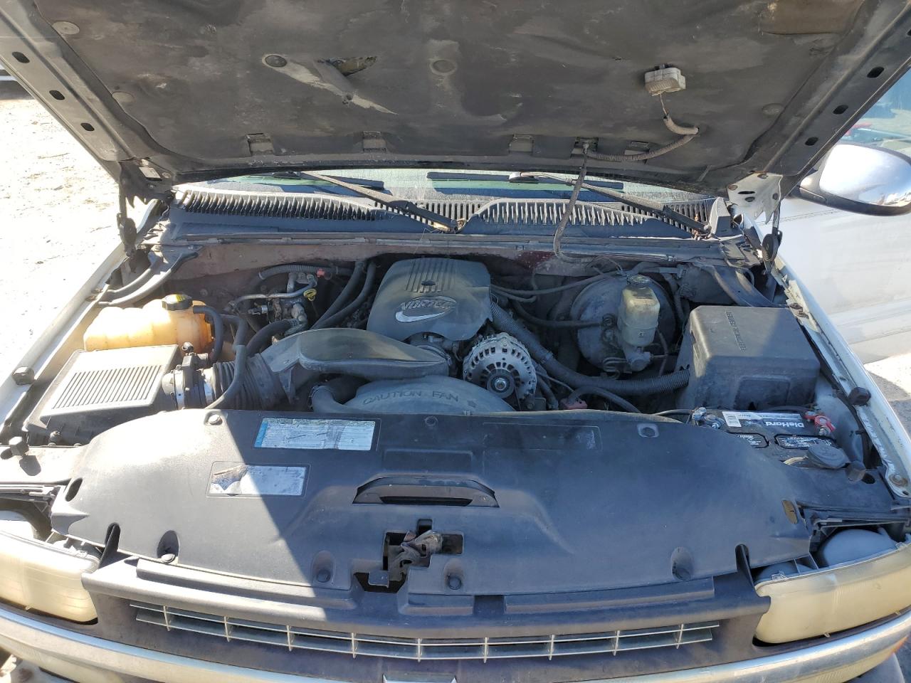 2001 Chevrolet Silverado - Image 11