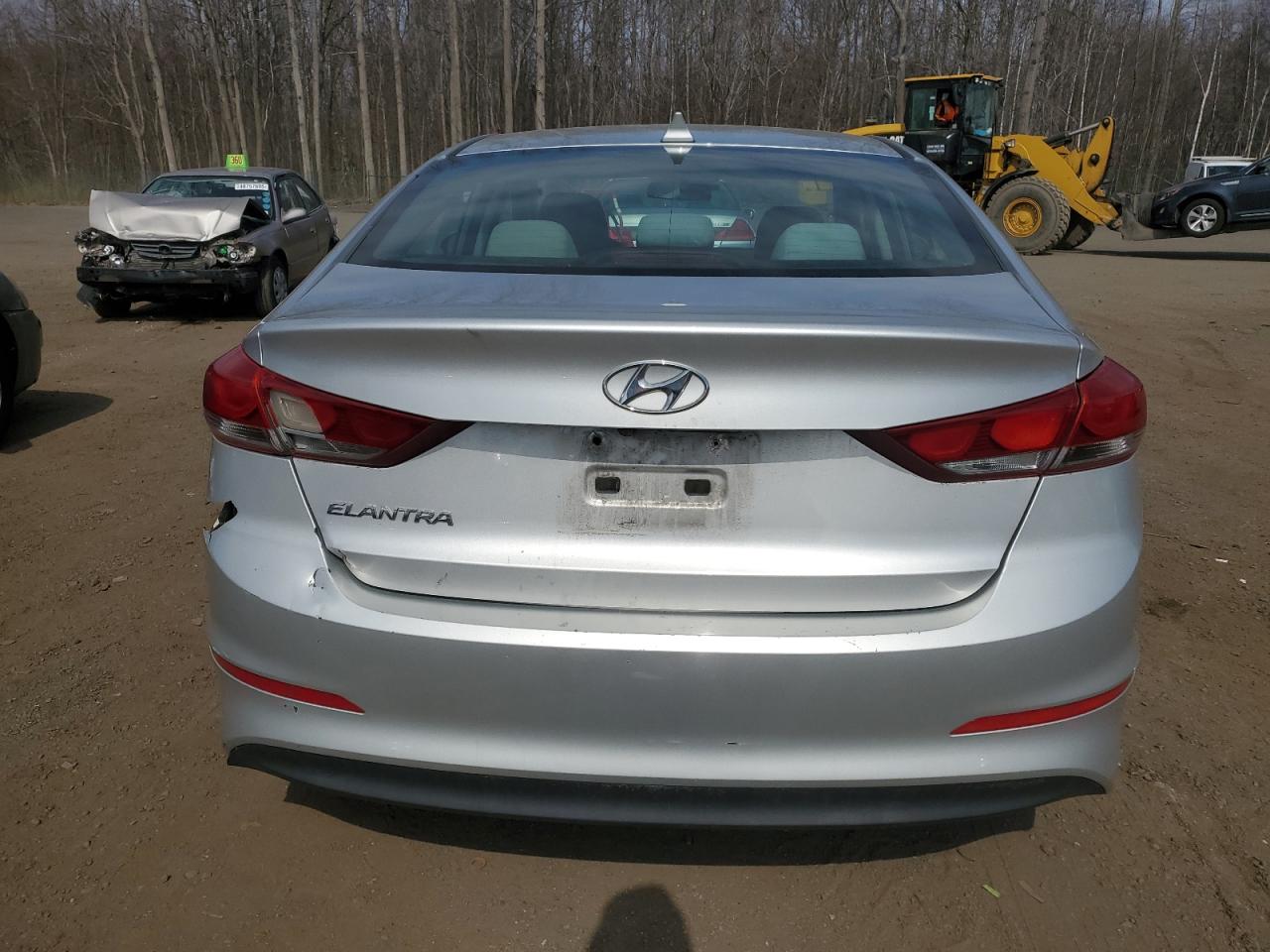 2017 Hyundai Elantra - Image 6