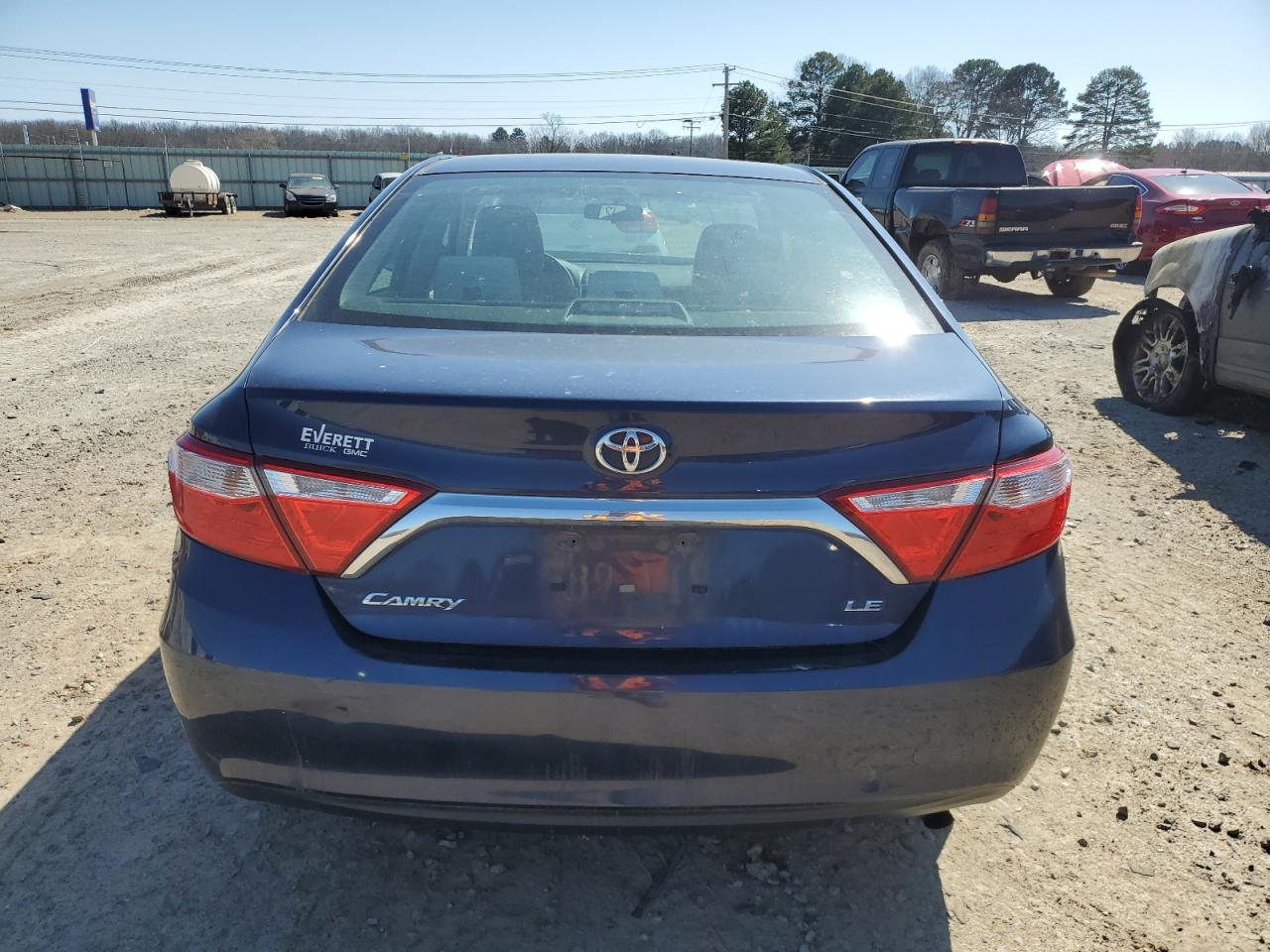 2015 Toyota Camry - Image 6