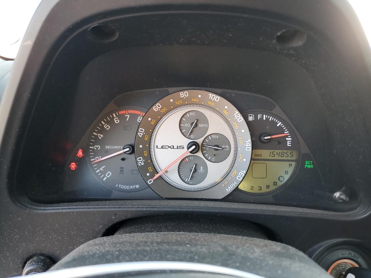 2002 Lexus IS - Image 9