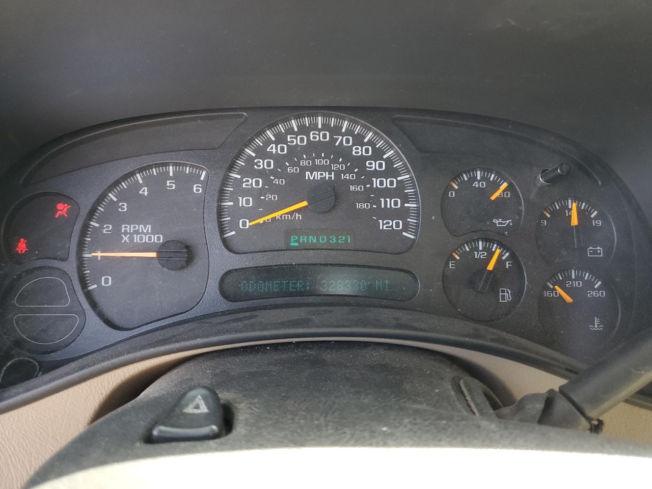 2003 Chevrolet Suburban - Image 9