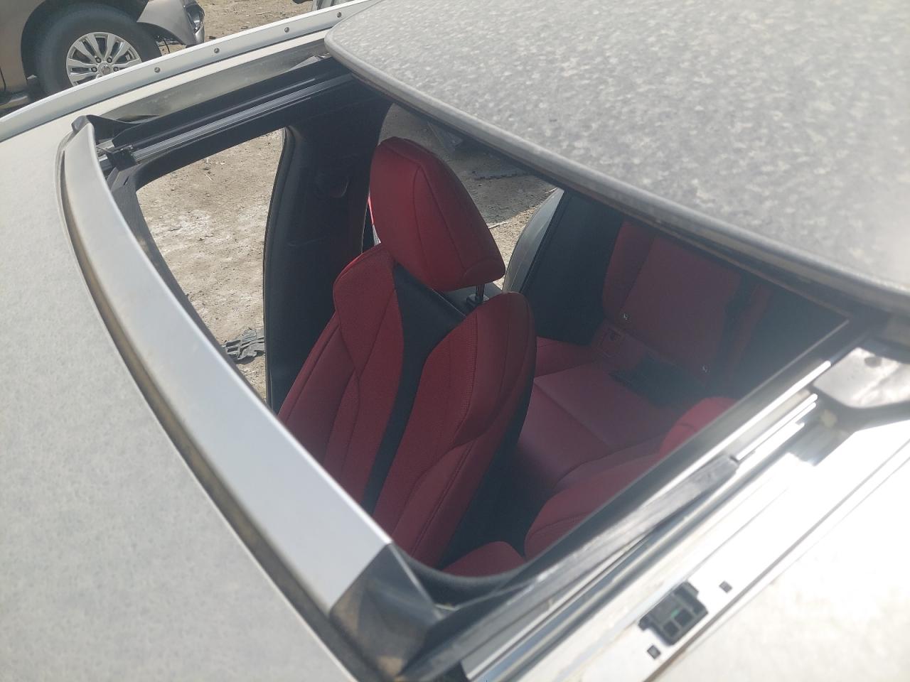 JTHY35BH1K2019401 - 2019 Lexus UX200 - #48265625
