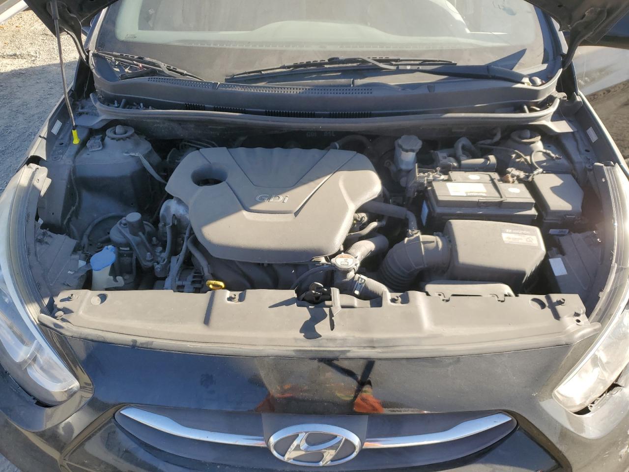 2016 Hyundai Accent - Image 11