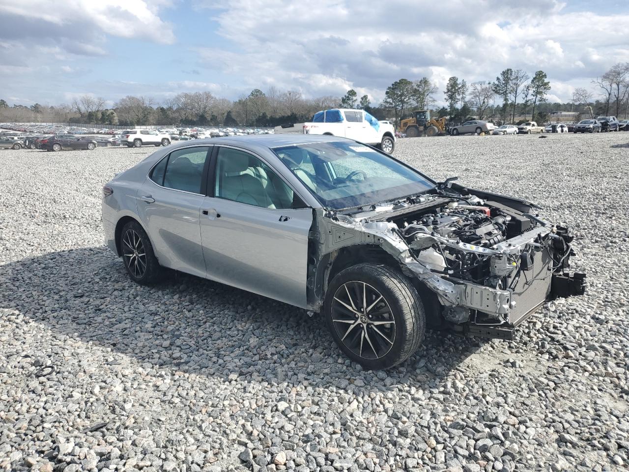 2023 Toyota Camry - Image 4