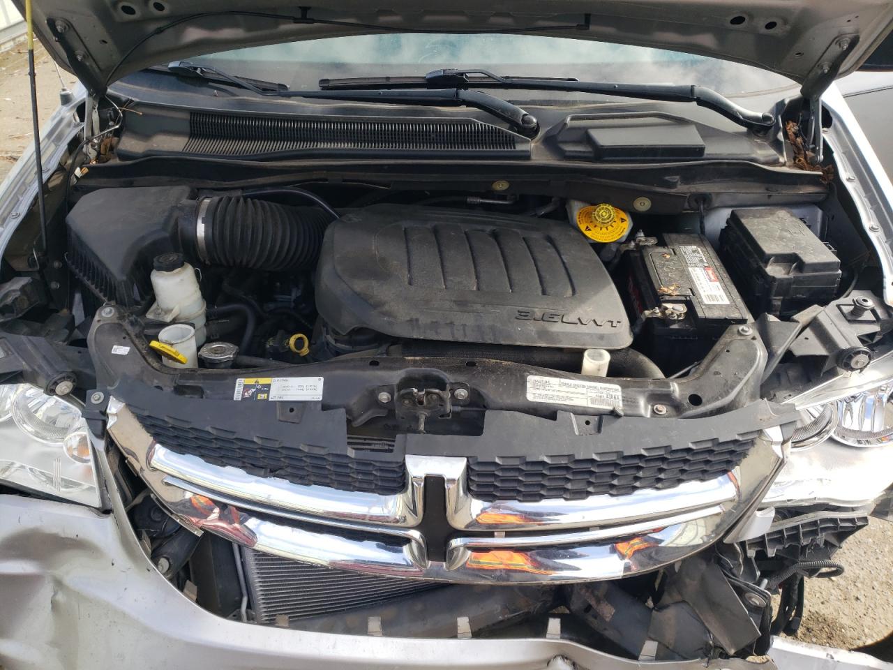 2019 Dodge Caravan - Image 12