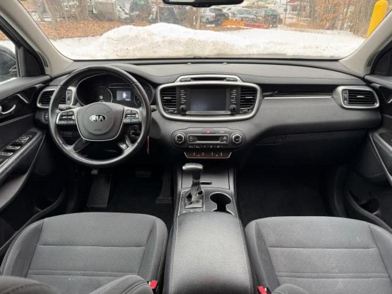 2019 Kia Sorento Lx VIN: 5XYPGDA57KG456232 Lot: 49179705