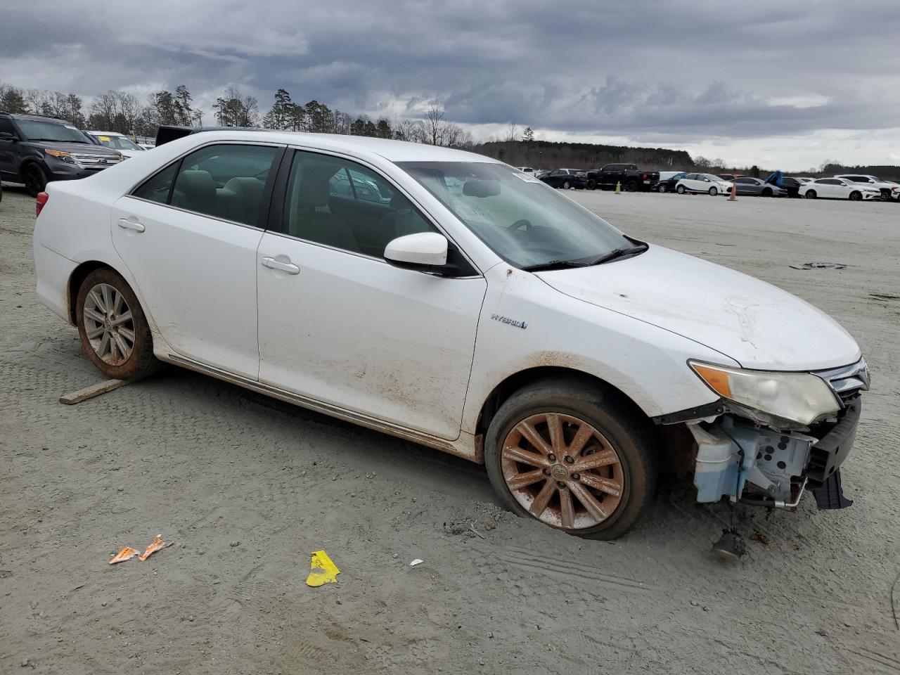 2013 Toyota Camry - Image 4