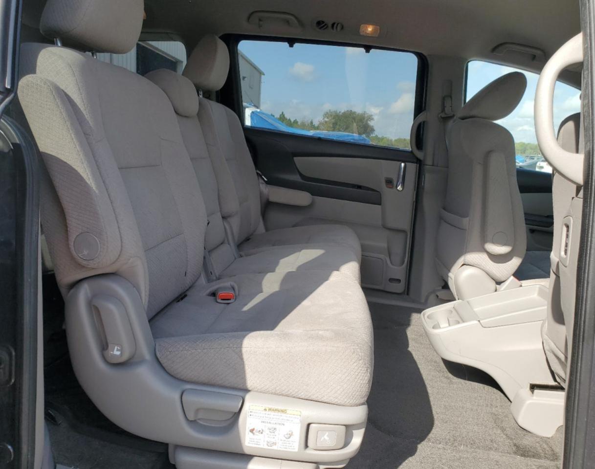 2014 Honda Odyssey - Image 12