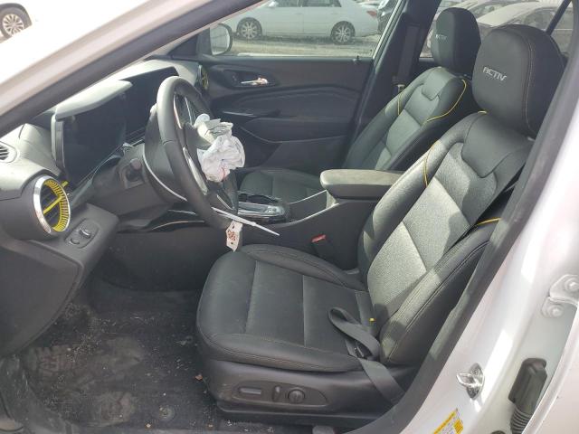  CHEVROLET TRAX ACTIV 2024 Белы