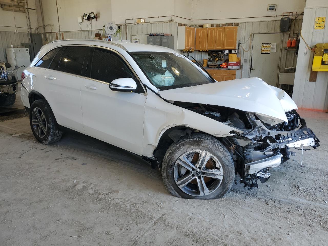 2019 Mercedes-Benz GLC - Image 4