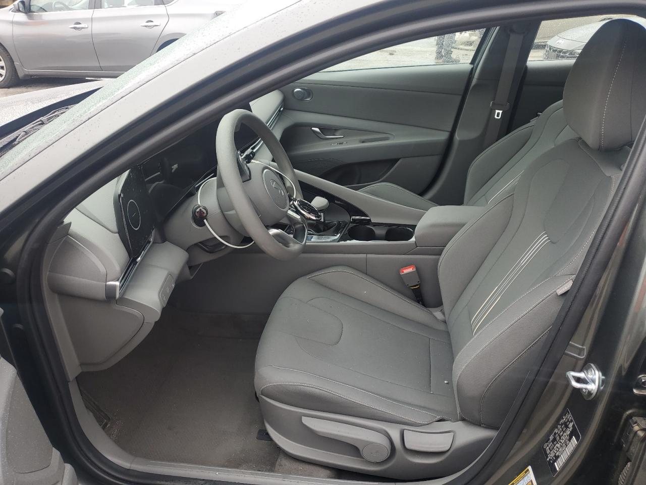 2024 Hyundai Elantra - Image 7