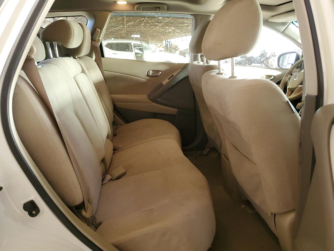 2011 Nissan Murano - Image 12