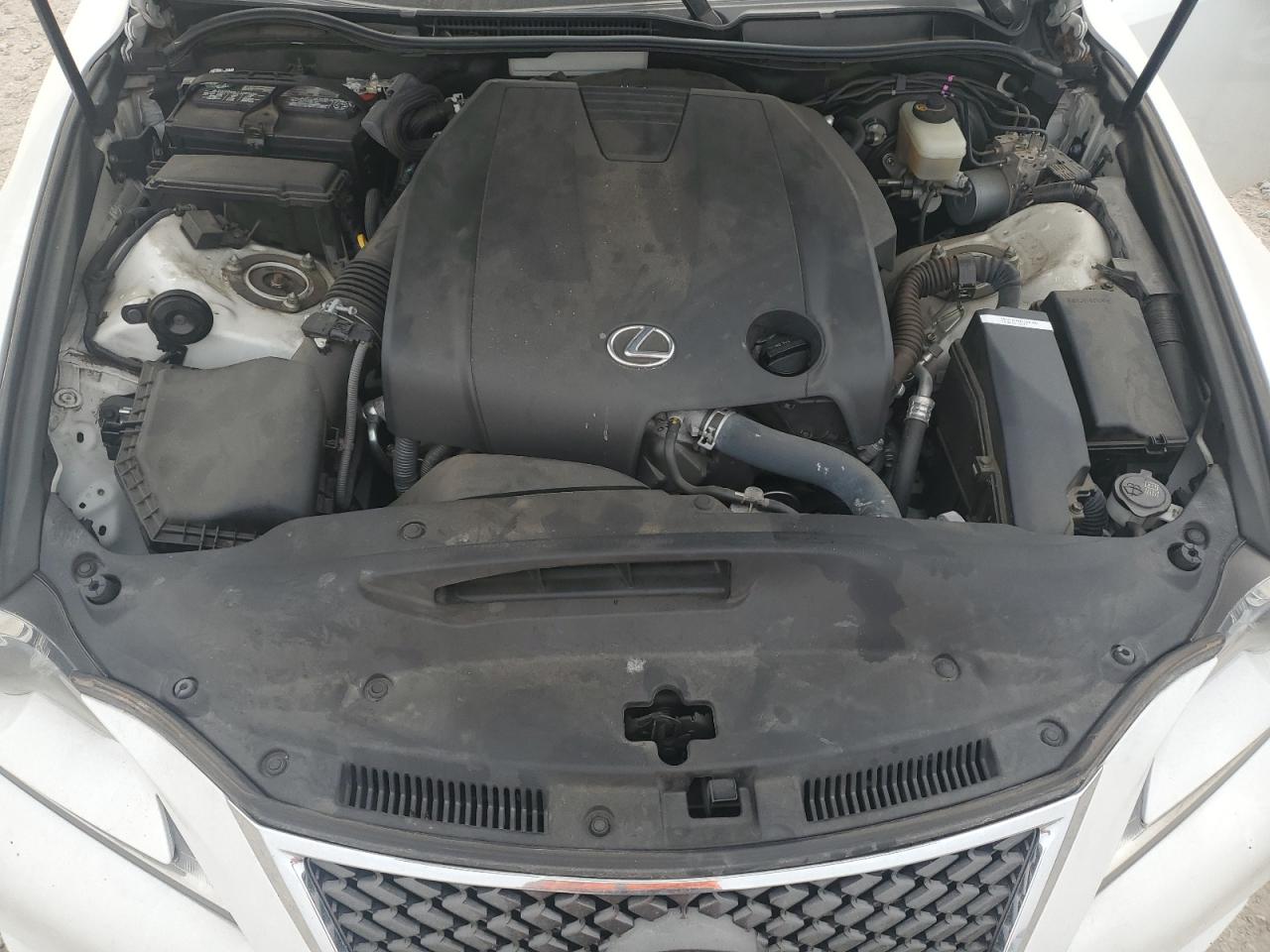 2014 Lexus IS - Image 11