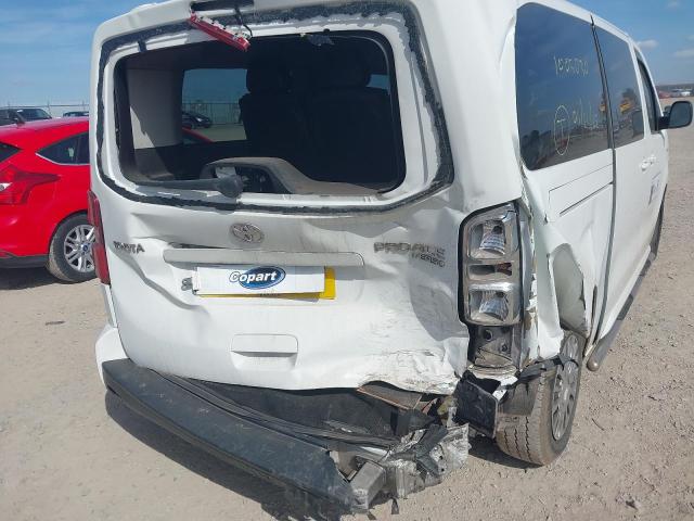 2017 TOYOTA PROACE VER