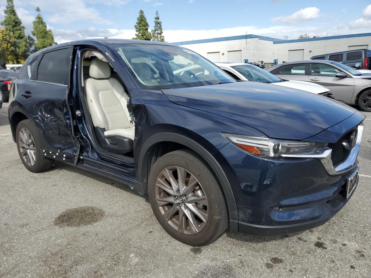 2021 Mazda CX-5 - Image 4