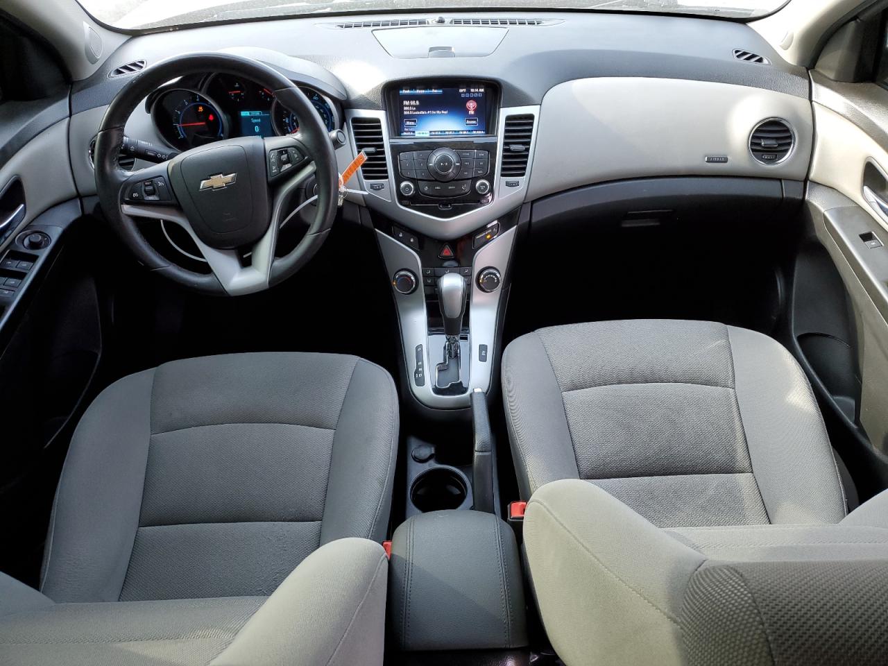 2014 Chevrolet Cruze - Image 8