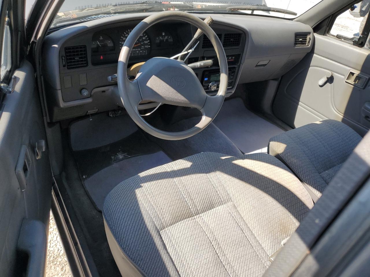 1993 Toyota Pickup - Image 8