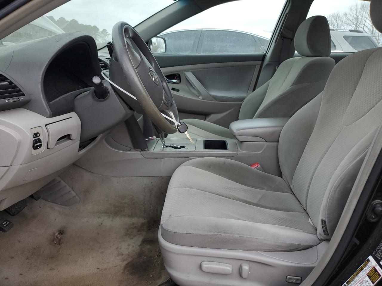2009 Toyota Camry - Image 7