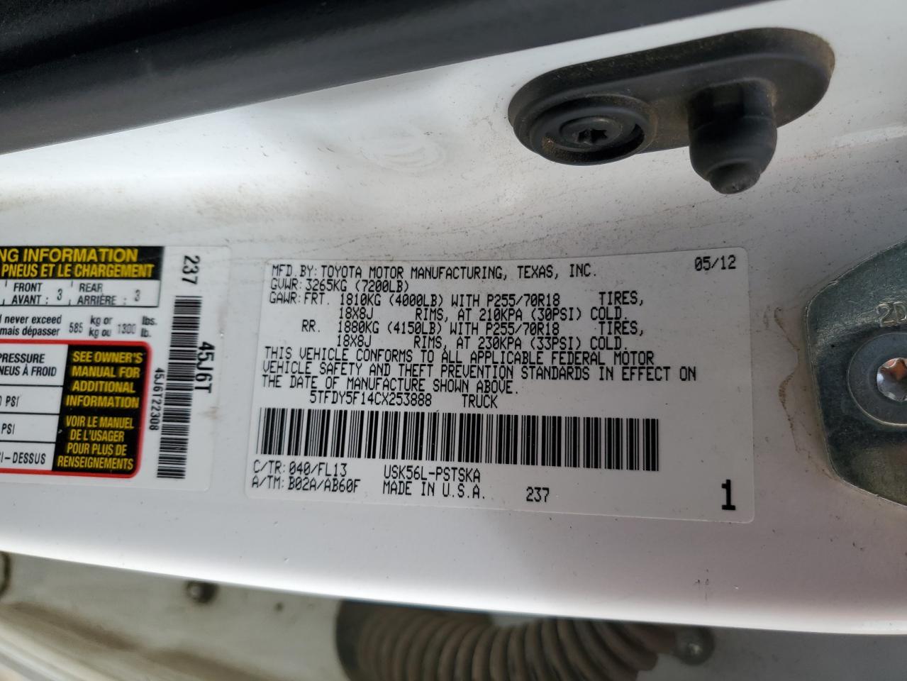 2012 Toyota Tundra - Image 14