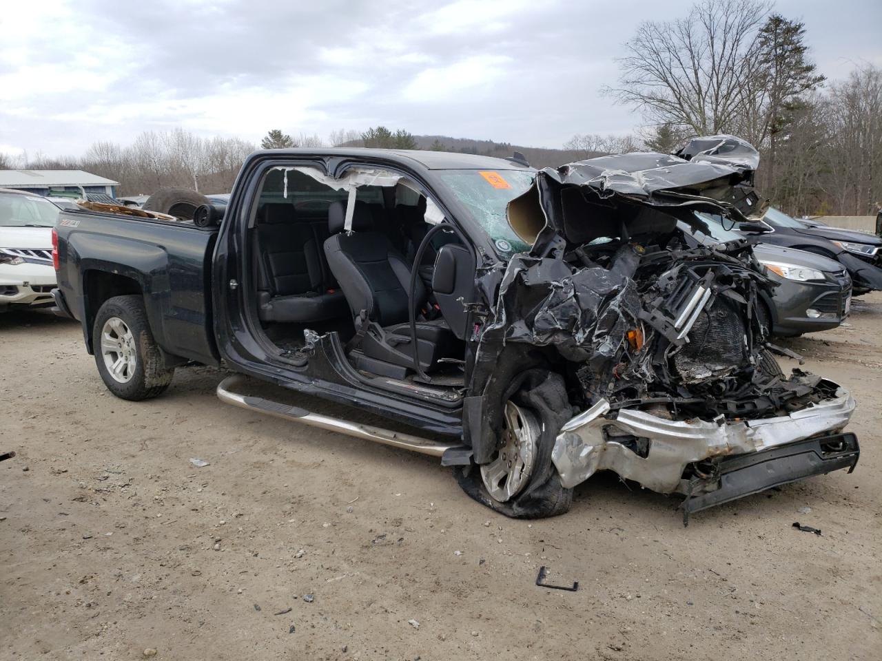 2015 Chevrolet Silverado - Image 4