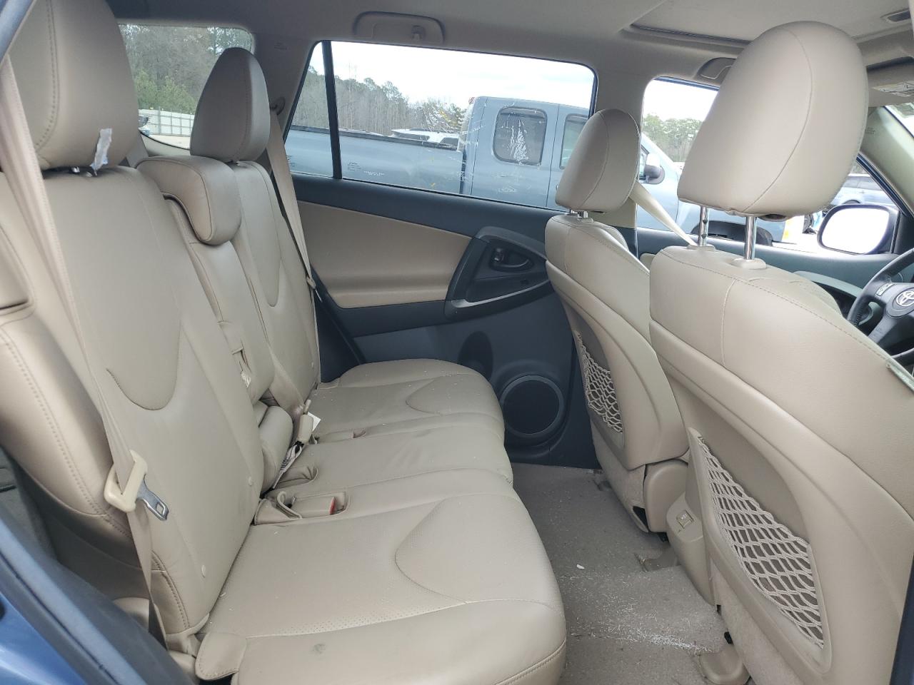 2012 Toyota RAV 4 - Image 11