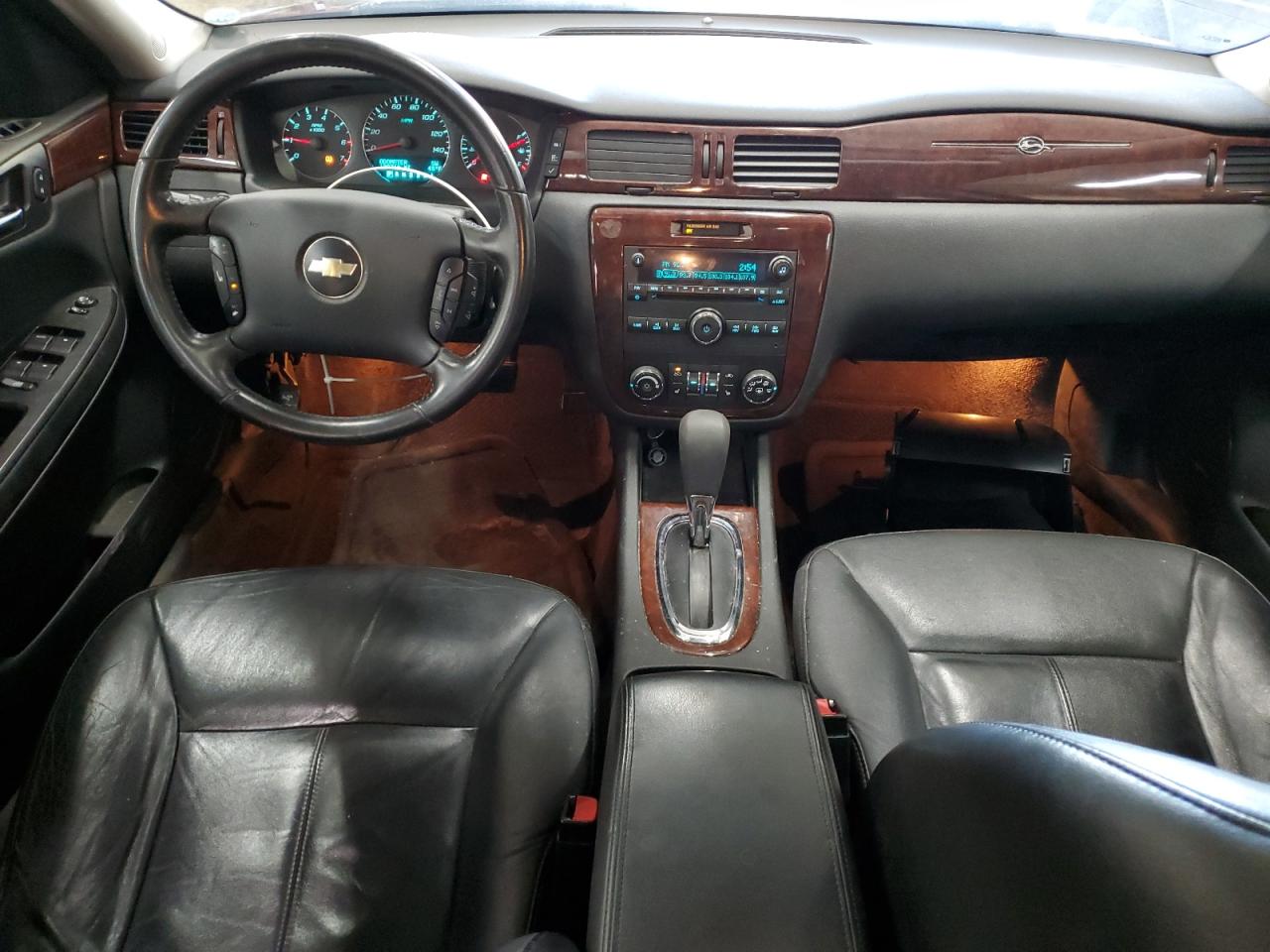 2009 Chevrolet Impala - Image 8