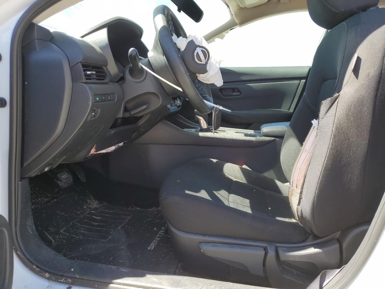 2024 Nissan Sentra - Image 7