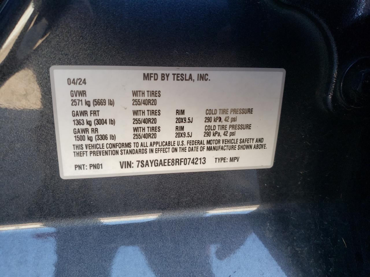 2024 Tesla Model Y VIN: 7SAYGAEE8RF074213 Lot: 50637445