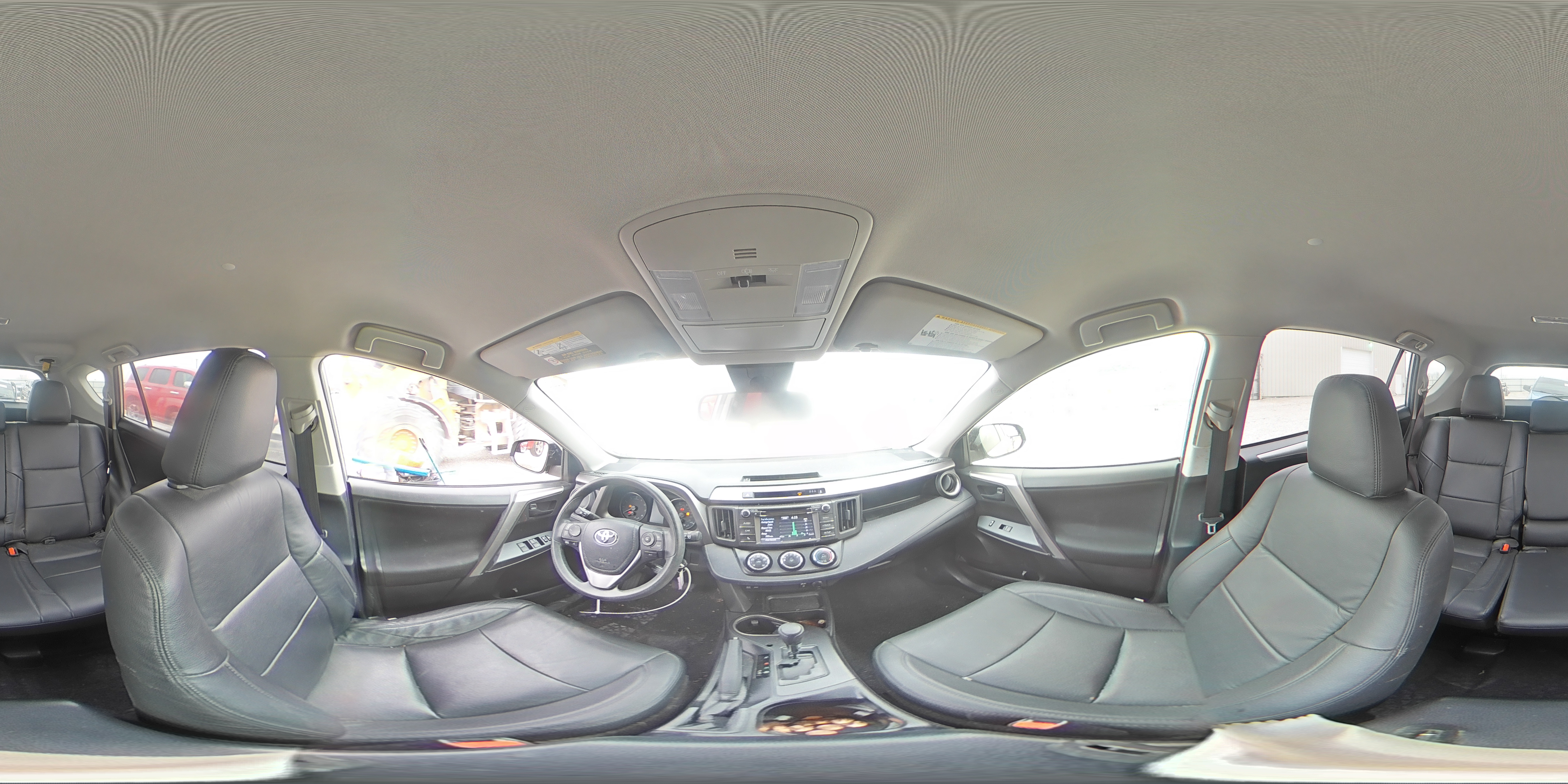 2018 Toyota RAV 4 - Image 13