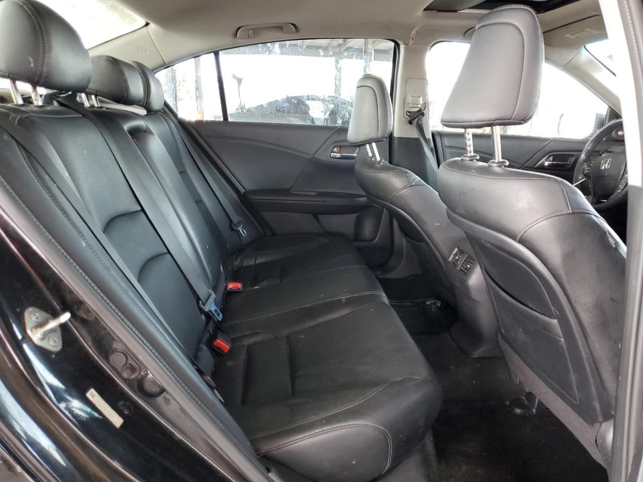 2014 Honda Accord - Image 10