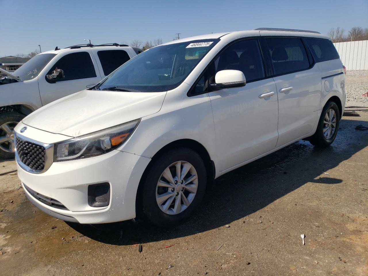 2015 Kia Sedona - Image 1