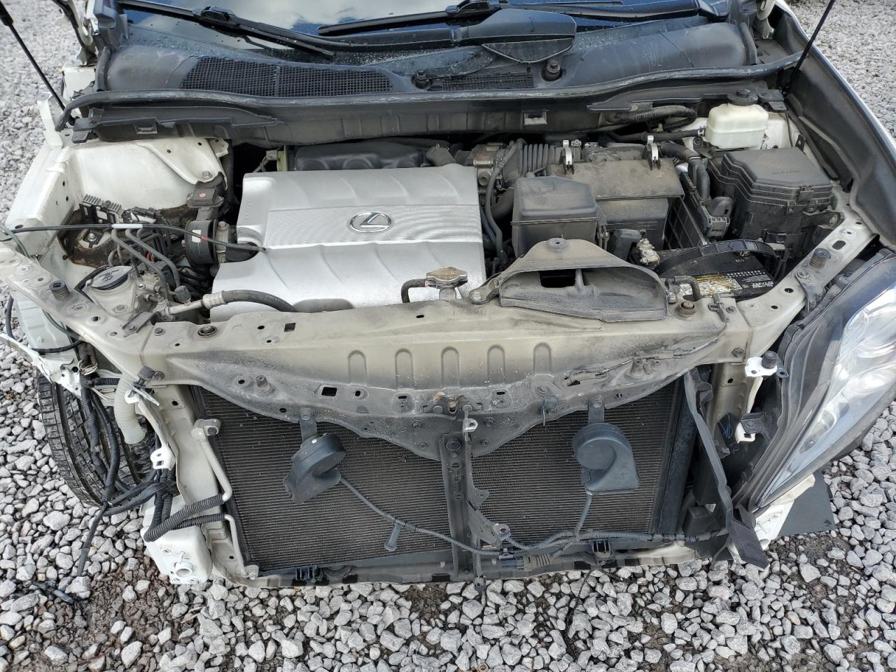 2010 Lexus RX - Image 12