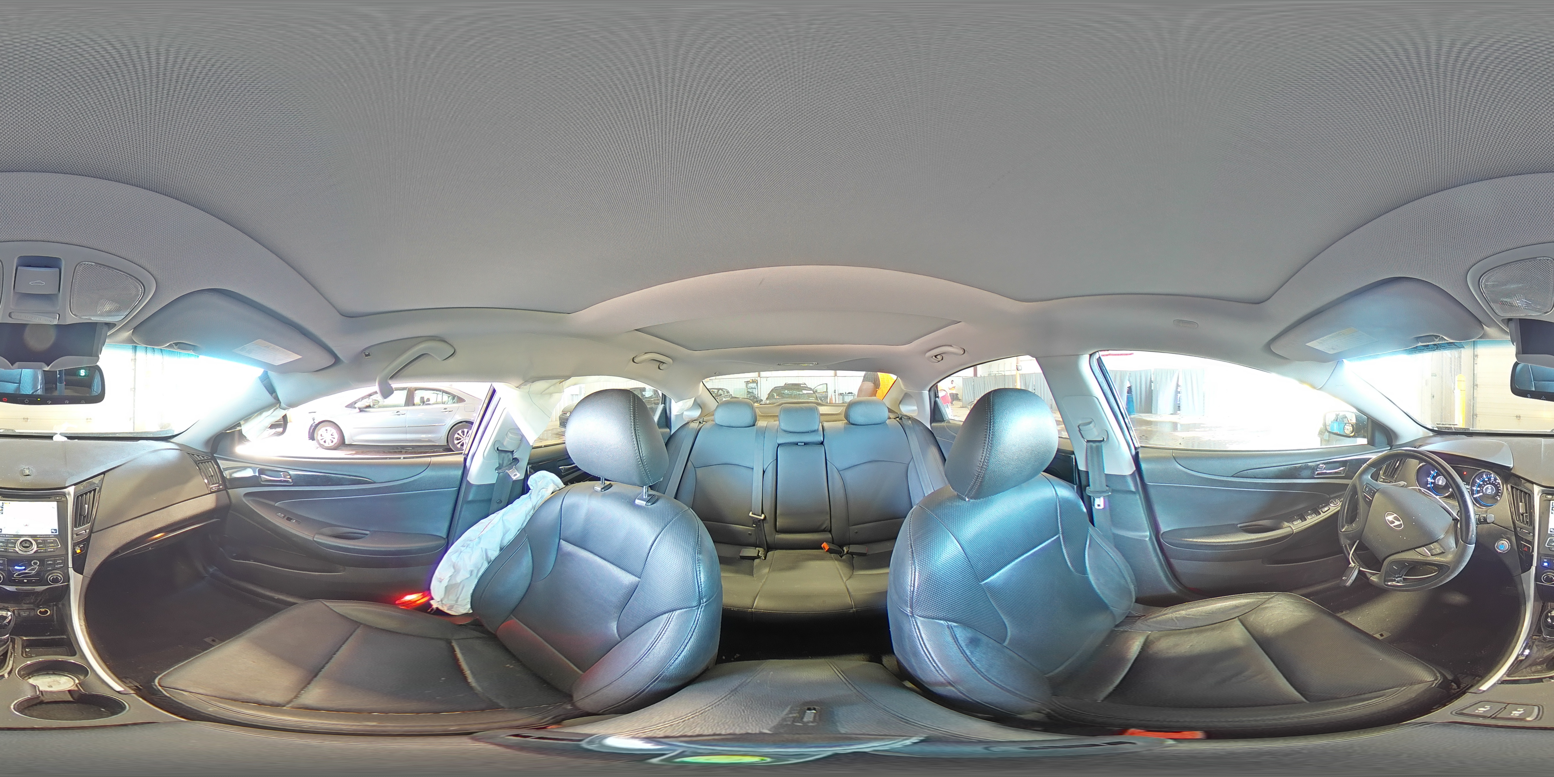 2013 Hyundai Sonata - Image 14