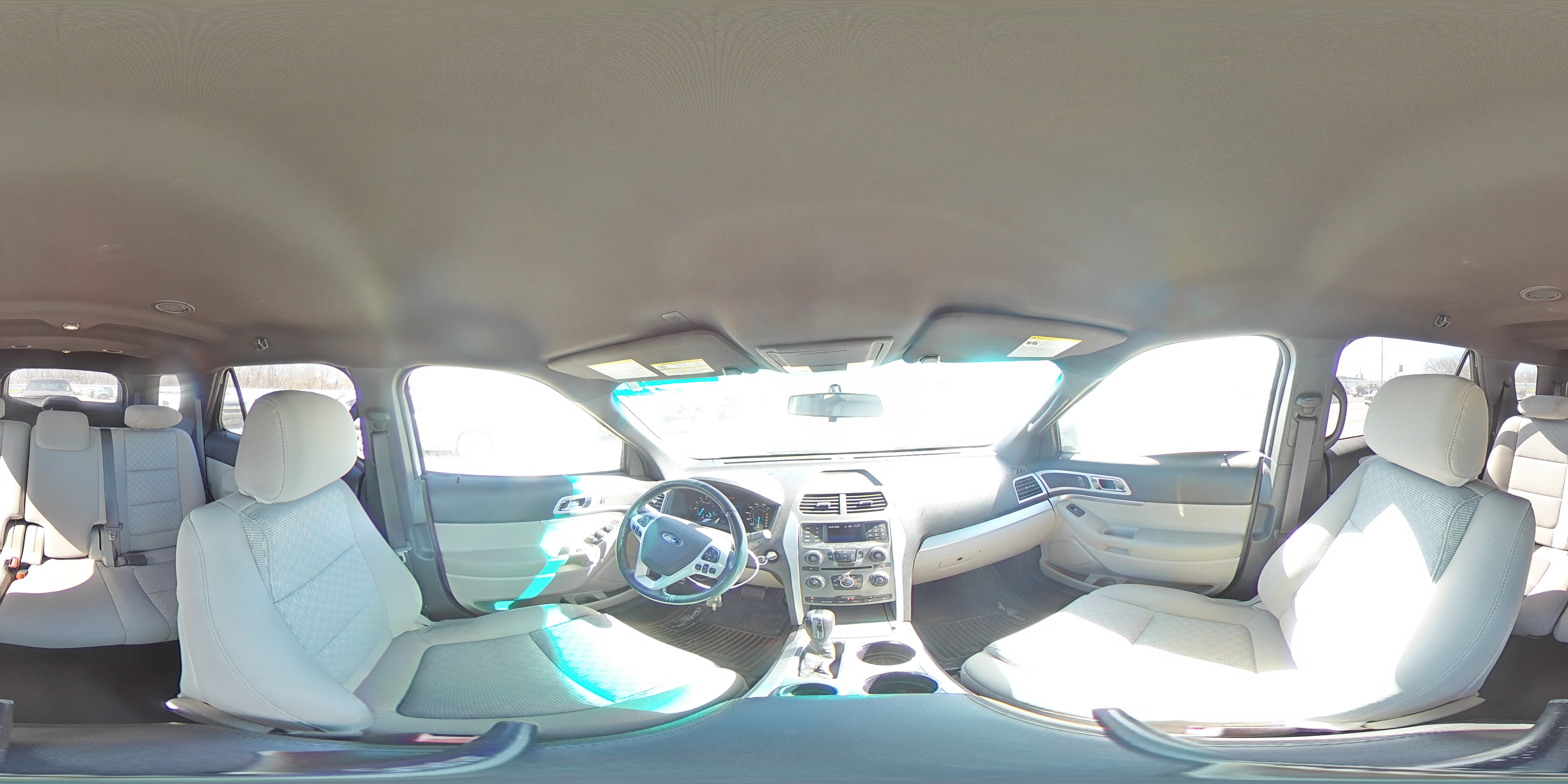 2013 Ford Explorer - Image 13