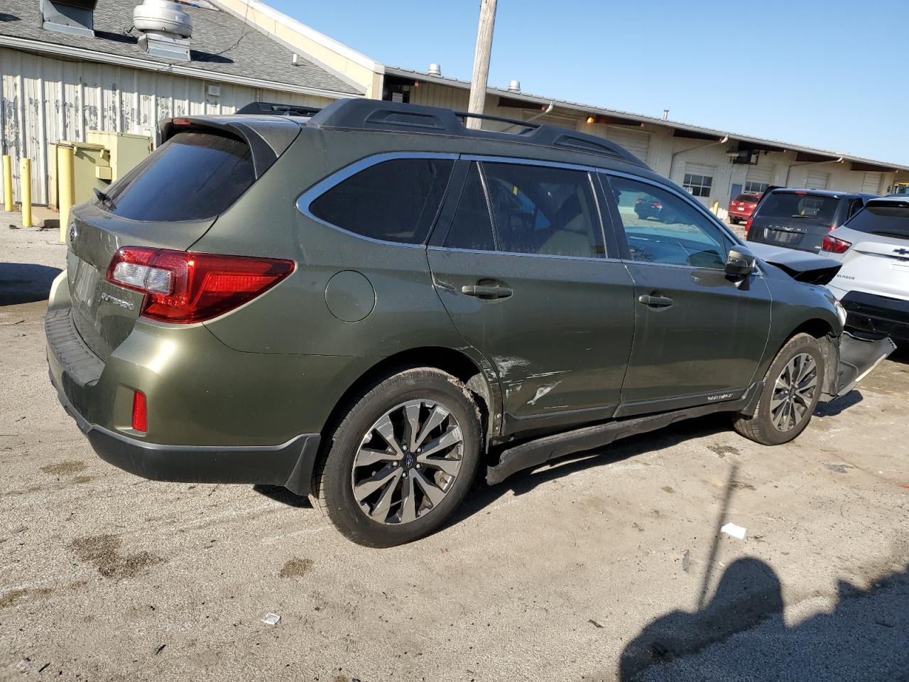 2015 Subaru Outback - Image 3