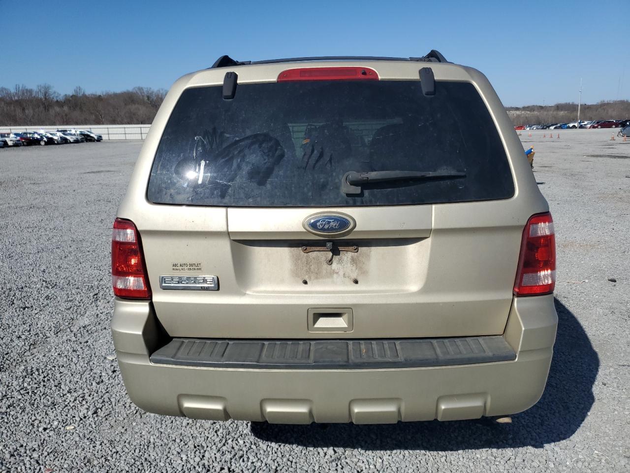 2011 Ford Escape - Image 6