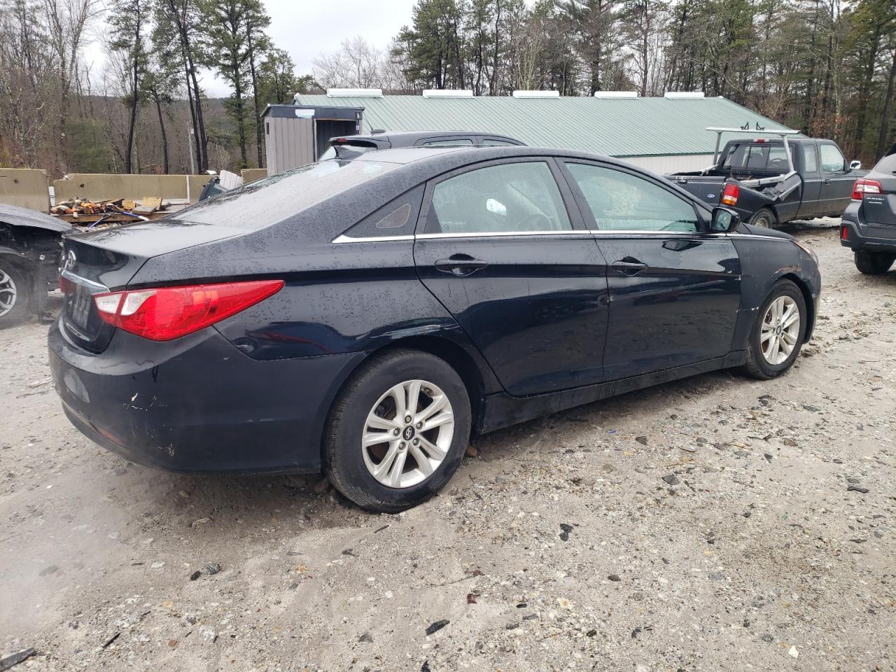 2013 Hyundai Sonata - Image 3
