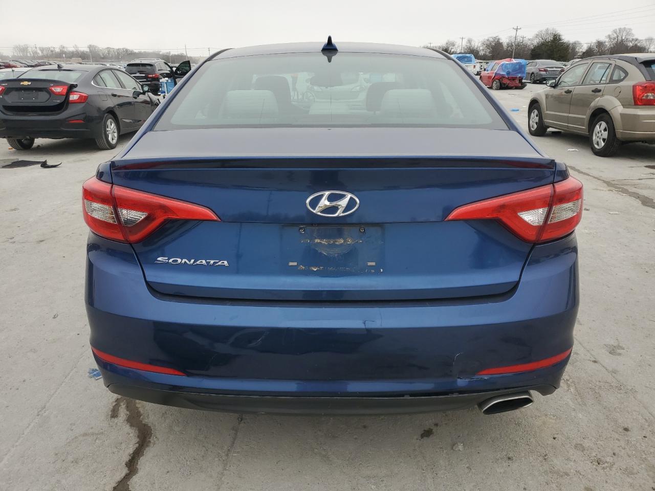 2016 Hyundai Sonata - Image 6