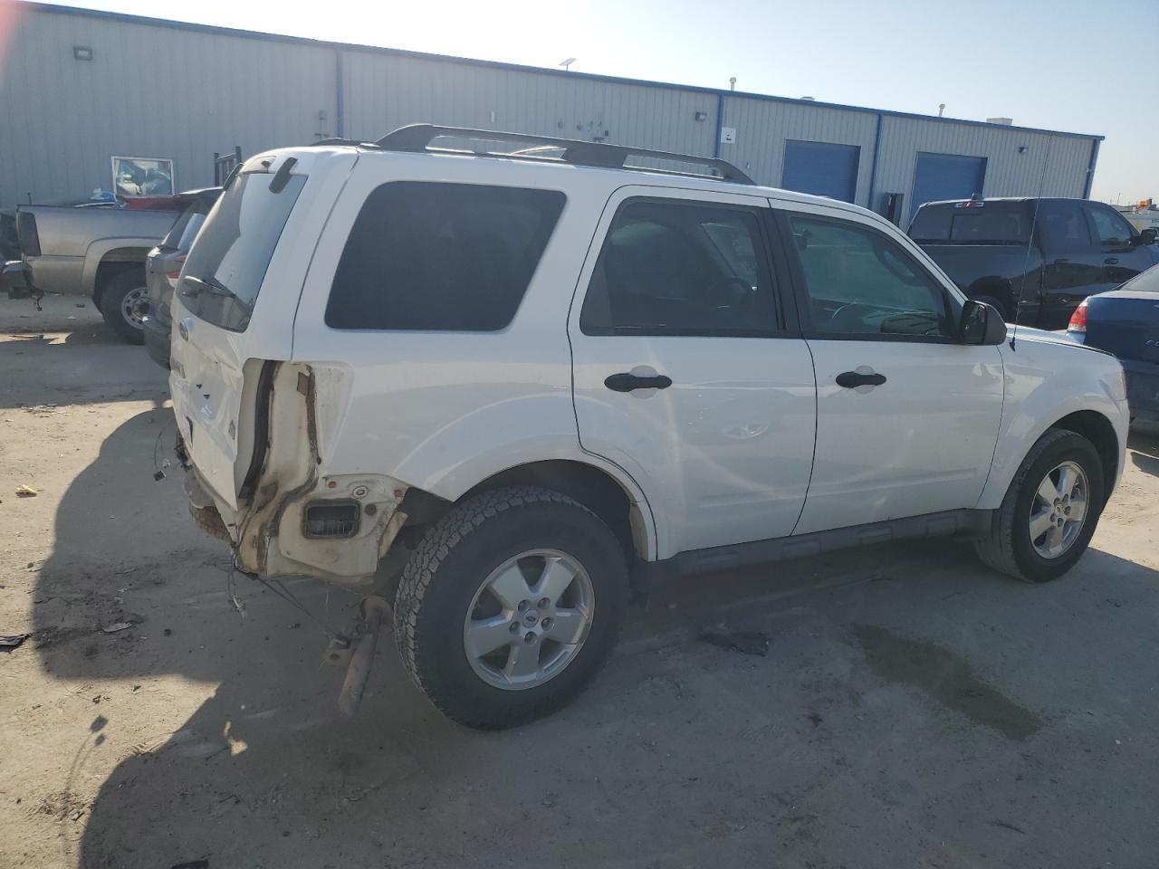 2011 Ford Escape - Image 3