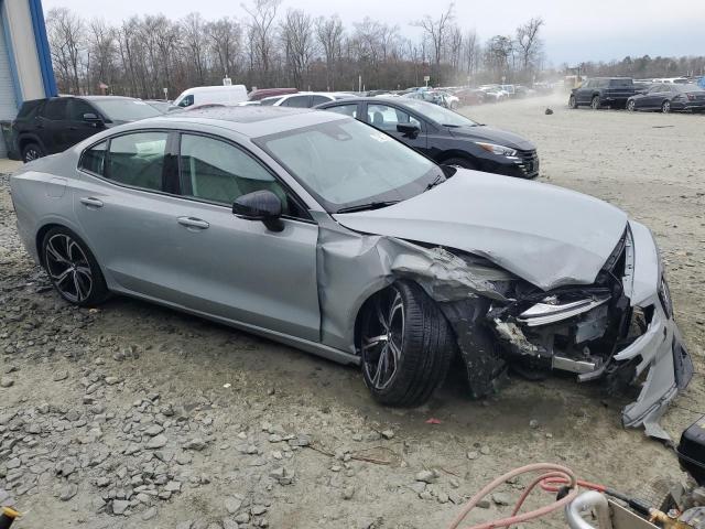  VOLVO S60 CORE 2024 Szary