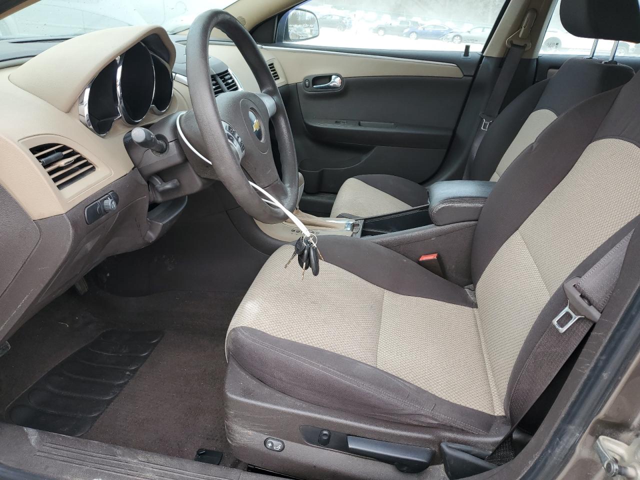 2010 Chevrolet Malibu - Image 7