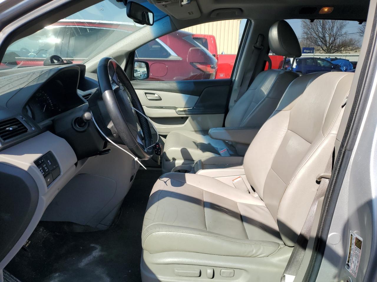 2012 Honda Odyssey - Image 7