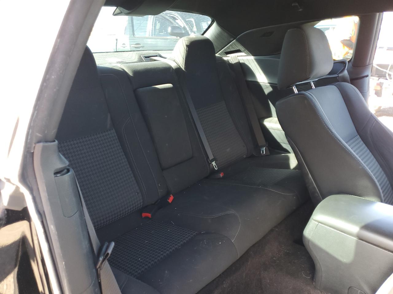 2019 Dodge Challenger - Image 10