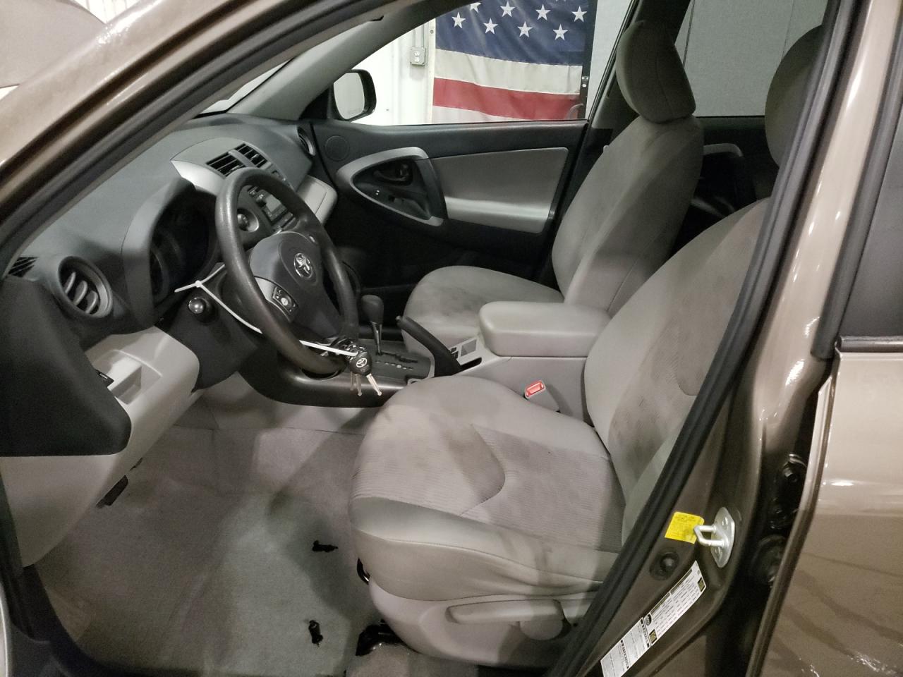 2012 Toyota RAV 4 - Image 7