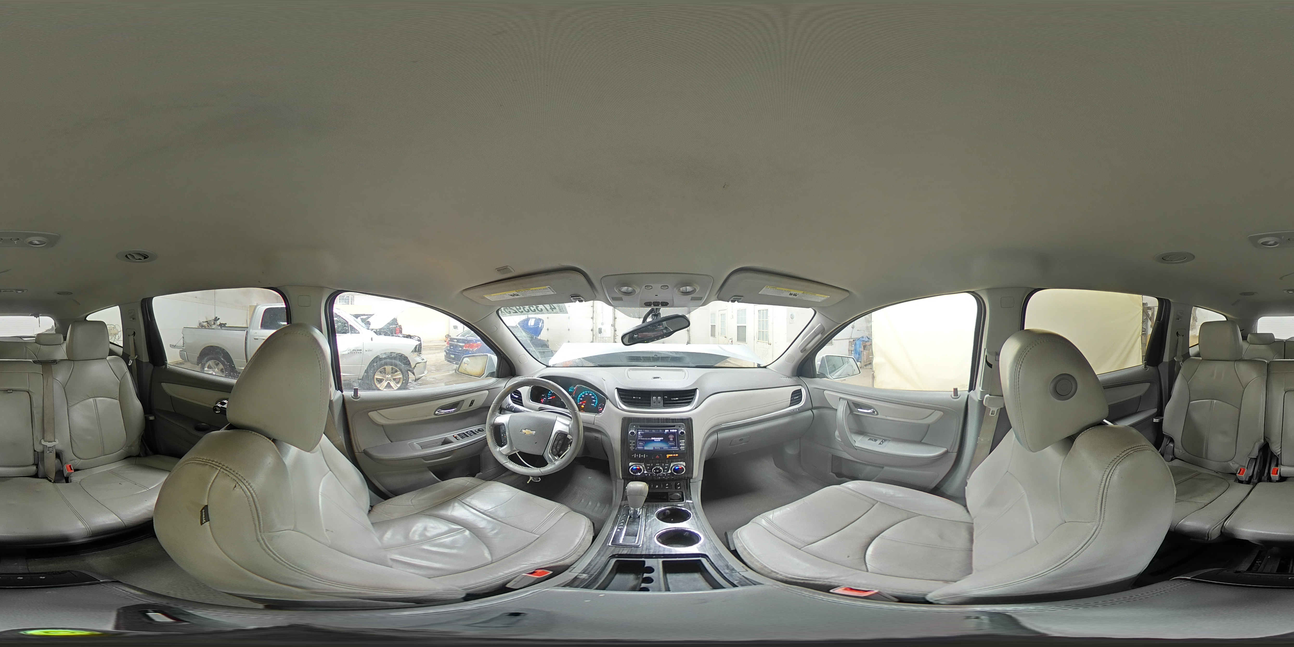 2014 Chevrolet Traverse - Image 15