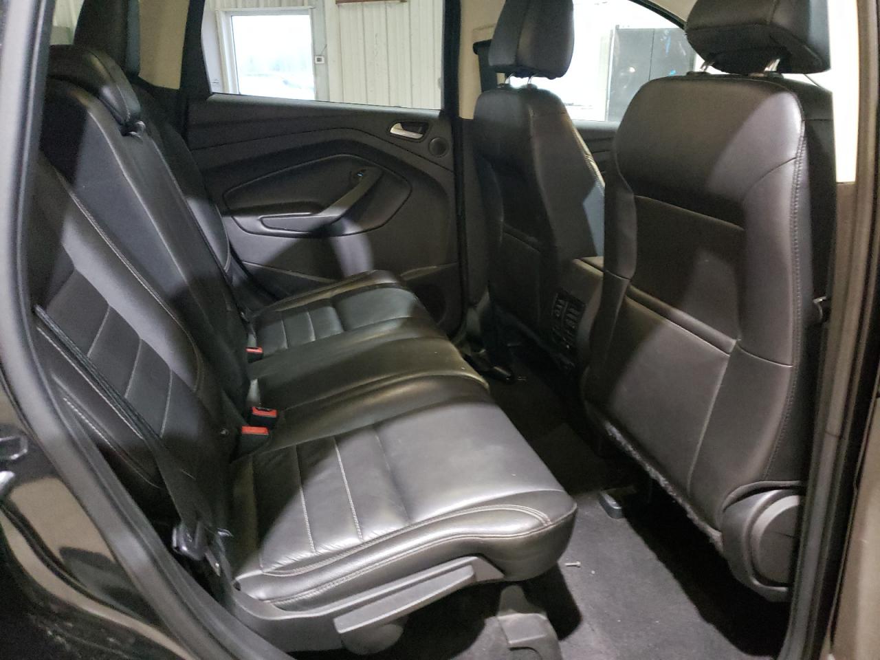 2015 Ford Escape - Image 12